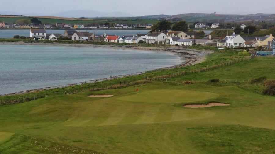 Fitzy'S Bunker - Modern Beach Apartment Ardglass Exterior foto
